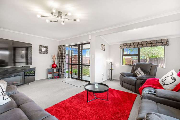 7 Charisma Court Kelvin Grove_7