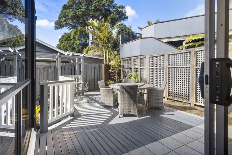 2/75 Belt Road New Plymouth Central_30
