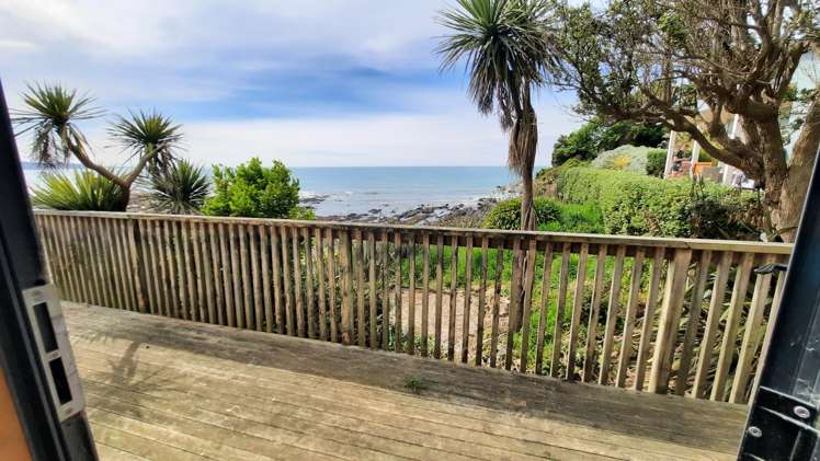 1 Esplanade Kaka Point_18