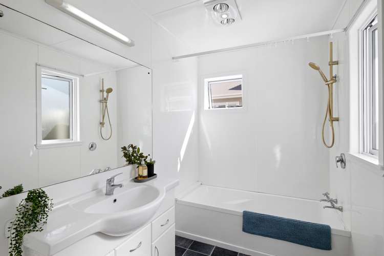 33 Beach Street Fitzroy_12