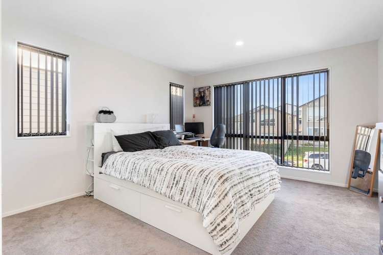 39 Hangahai Road Flat Bush_17