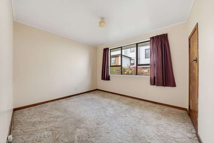 87 Terry Street Blockhouse Bay_9