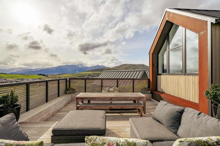 4 McKellar Drive Jacks Point_26