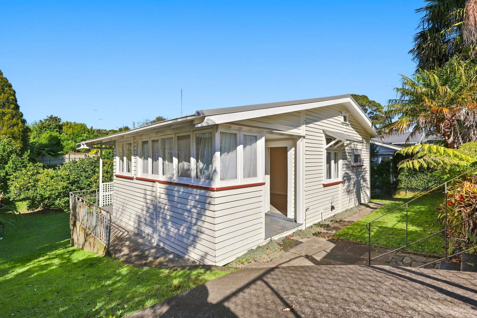 38 Montrose Street Point Chevalier_0