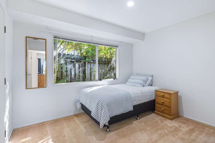 8 Jean Place Stanmore Bay_11