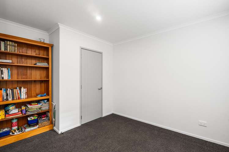 20 Sunline Avenue Lincoln_23