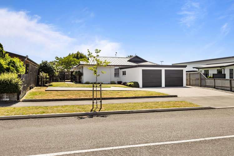 8 Woodham Drive Allenton_25