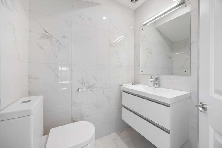 8B Lupetti Rise West Harbour_14