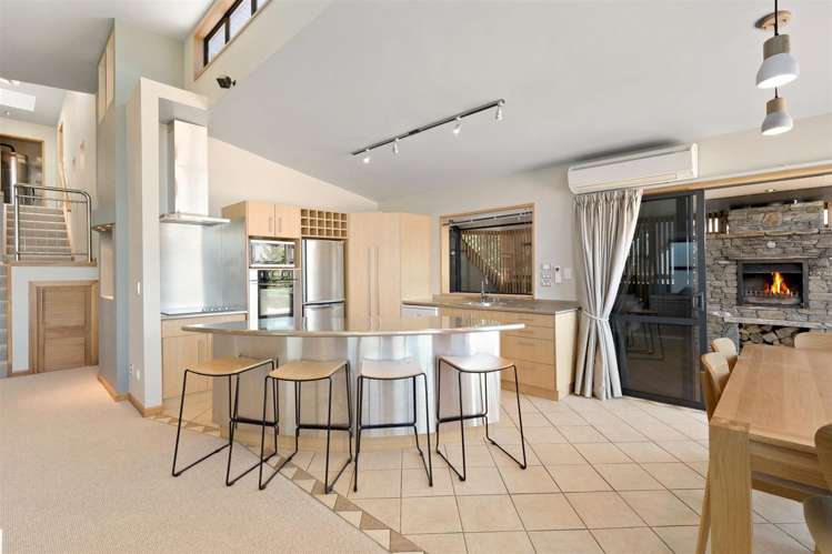 3 Caples Place Fernhill/Sunshine Bay_9