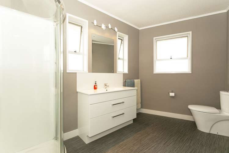 52b Farm Road Allenton_14