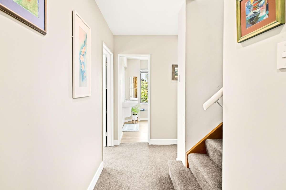 33 Braeview Crescent_5