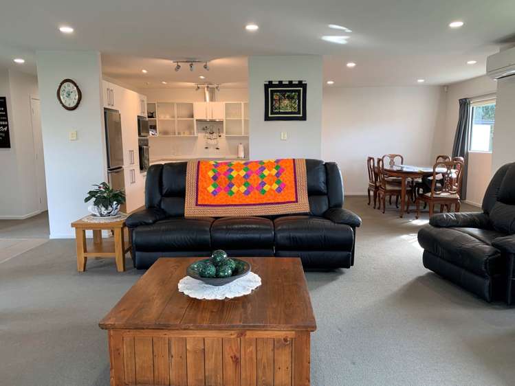 1 Logan Place Waiuku_8