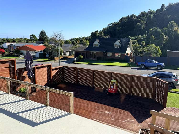 19 Coates Street Greymouth_25