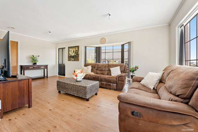 52 Charntay Avenue Clover Park_2