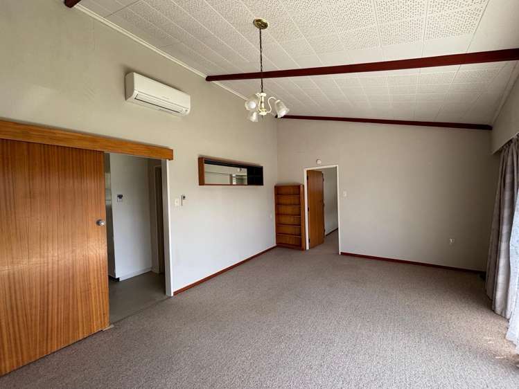 14 Katene Street West End_1