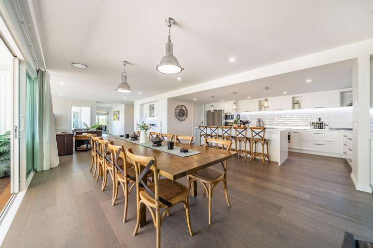 87 Rutherford Drive Waikanae Beach_15