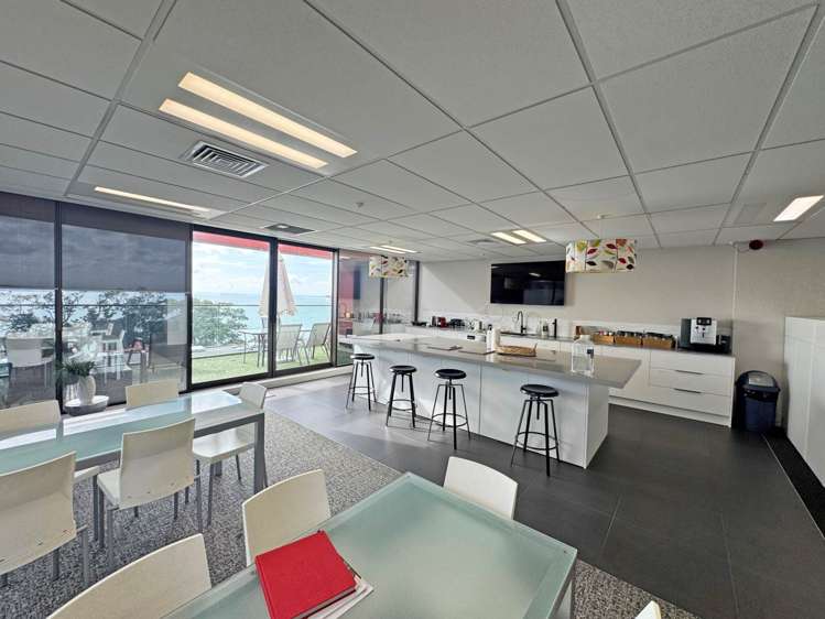 Level 3/159 Hurstmere Road_0