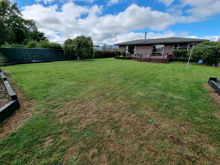 100 Huxley Street Pahiatua_14