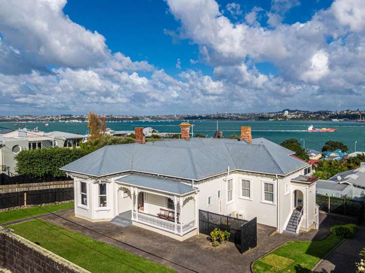 43 Clarence Street Devonport_18