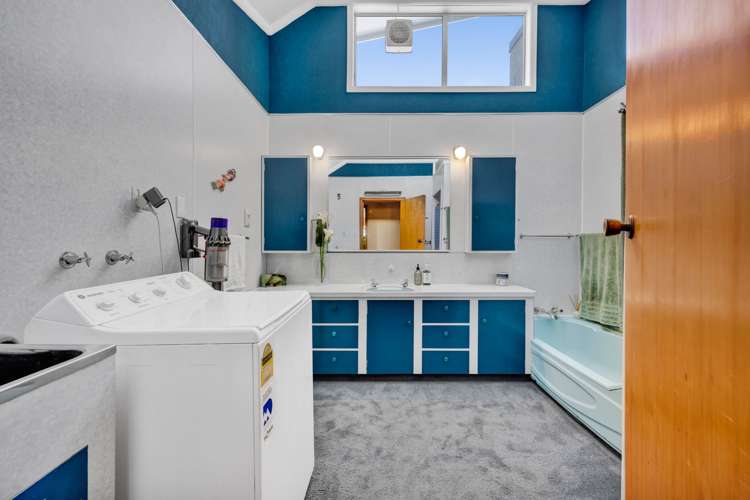 8 Longview Drive Merrilands_11