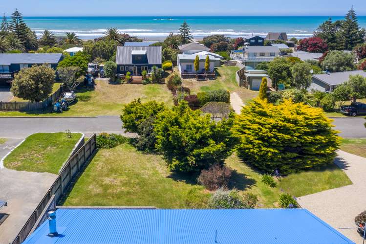 10 Tamarisk Drive Riversdale Beach_11