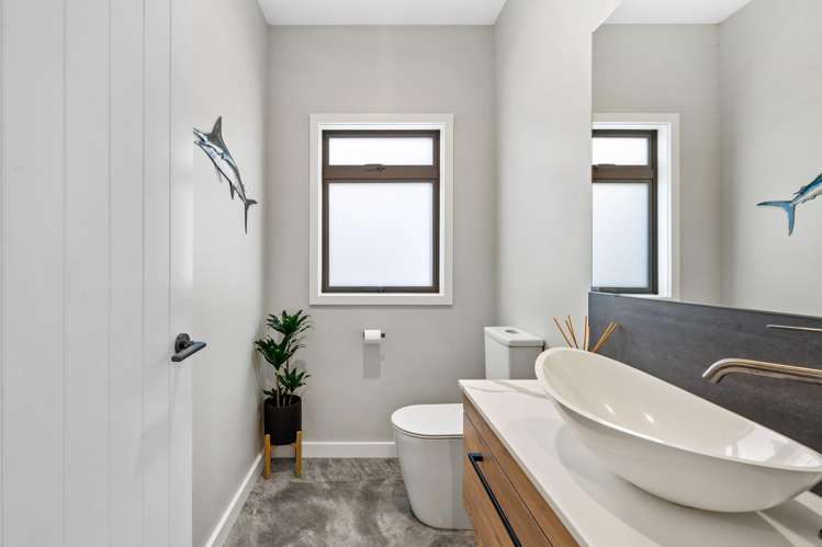 171 Eskridge Drive Bay View_34