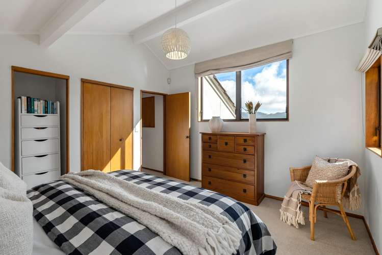 15 Indira Place Khandallah_12