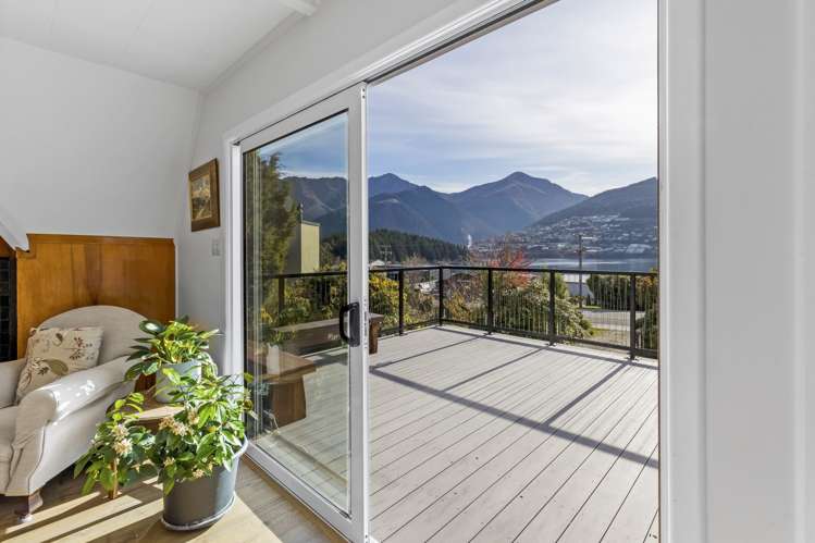 696 Peninsula Road Kelvin Heights_7