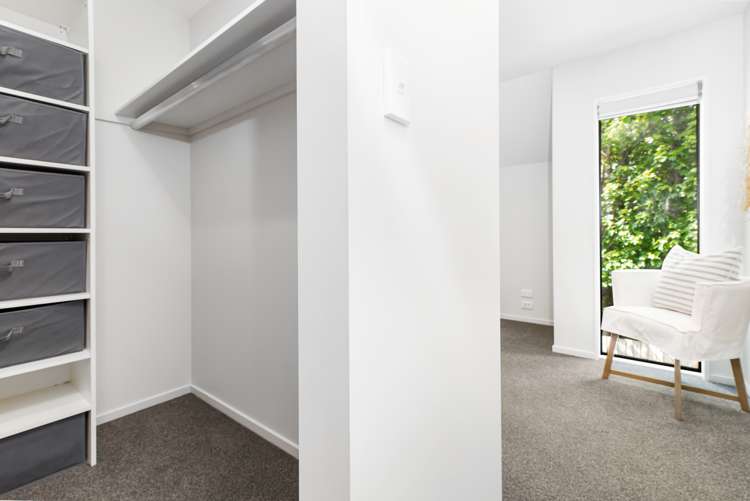 1/22 Grove Road Addington_17