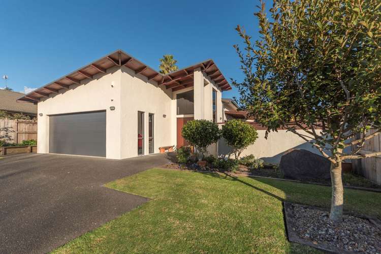63 Rowesdale Drive_0