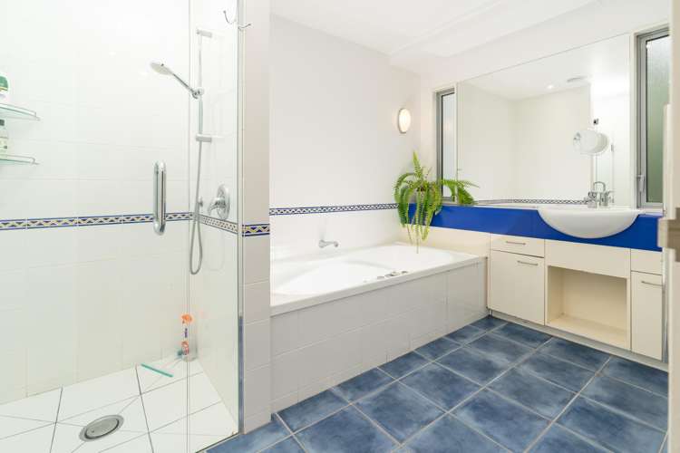 7 Caughley Grove Karori_18