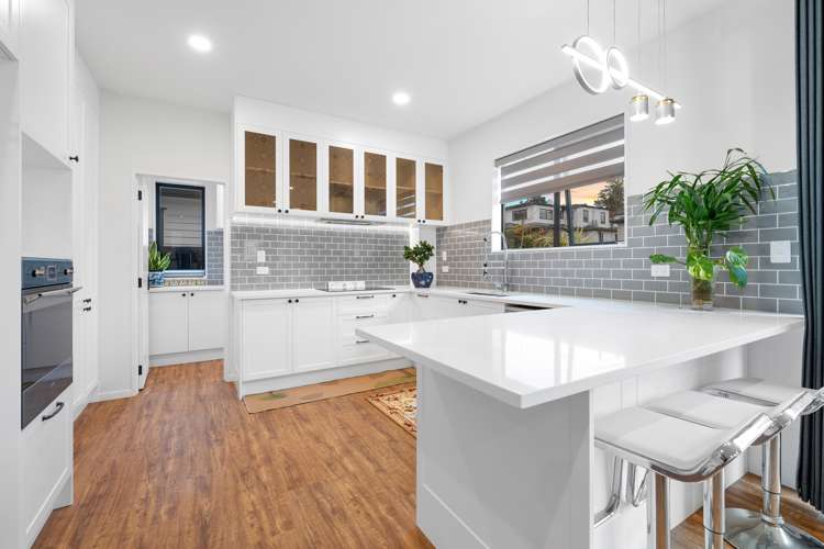 21 Armstrong Place New Lynn_5