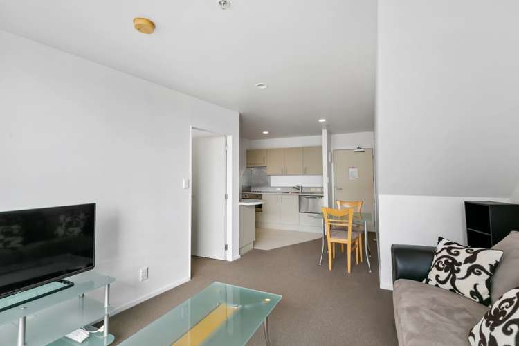403/9 Gilmer Terrace Wellington Central_3