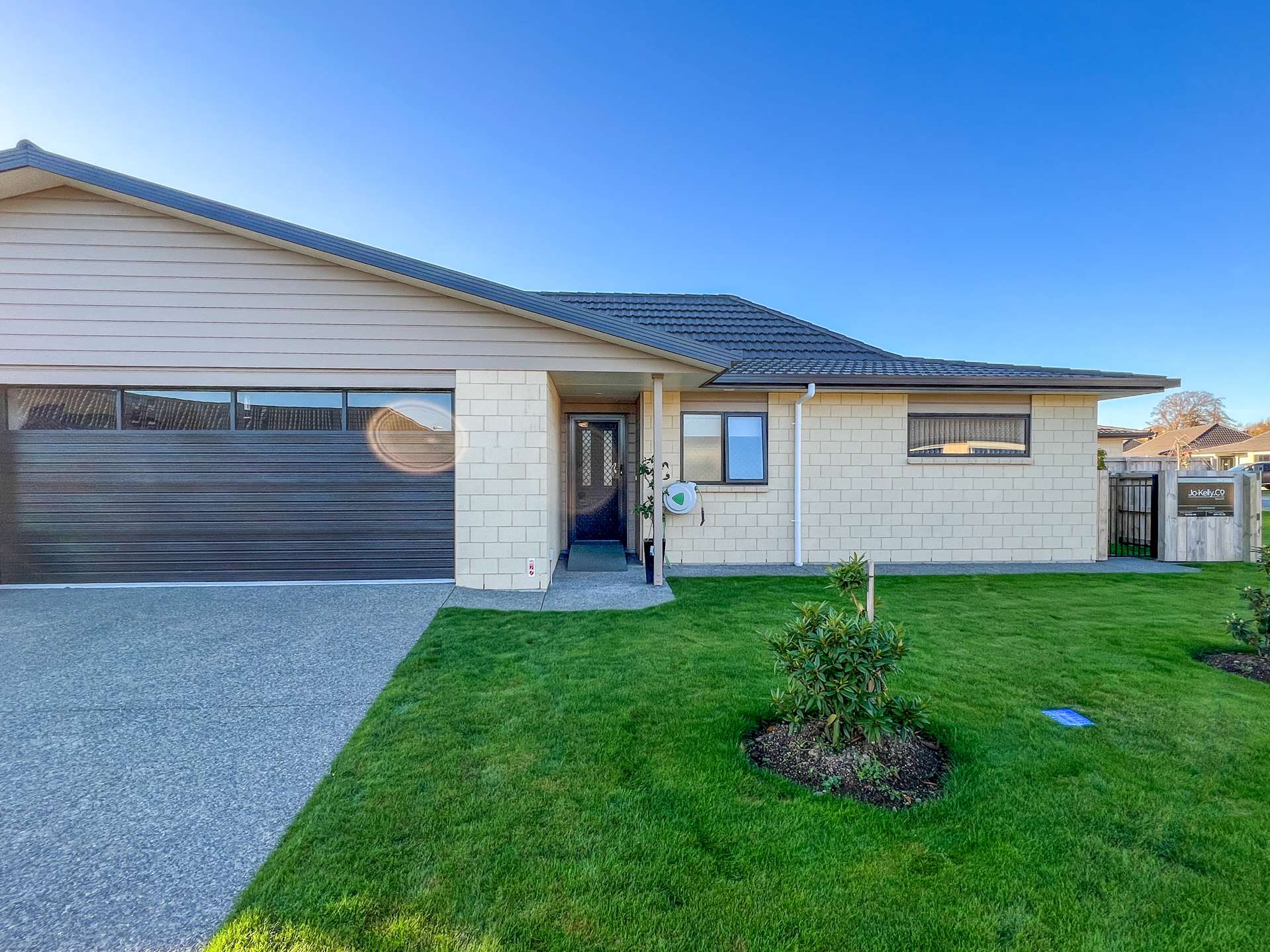 32 Ashmore Park Carterton_0