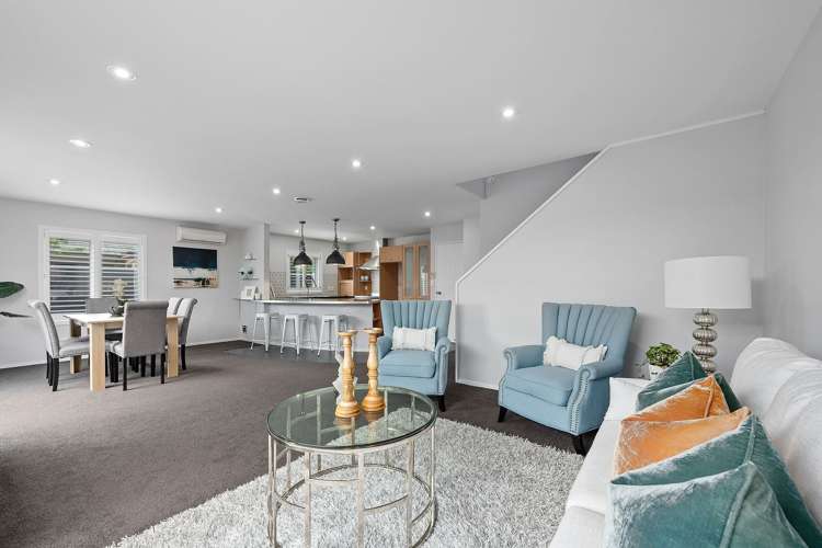 2/21 Fields Parade Oteha_7