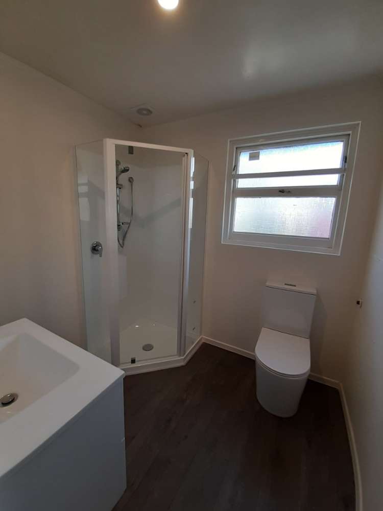 2/8 Stanmore Road Linwood_7