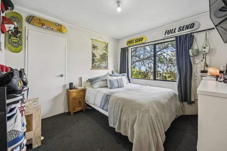 2/149 Glengarry Road Glen Eden_11