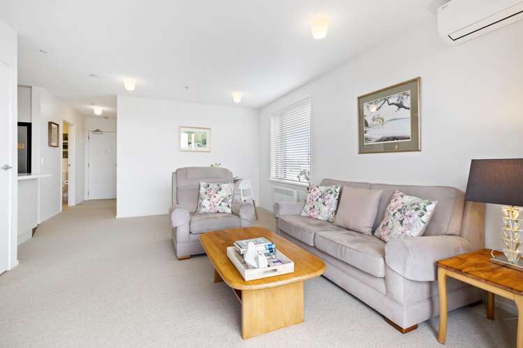 206/102 Edinburgh Street Pukekohe_6