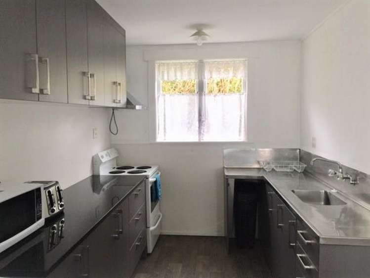 697 Mount Albert Road Royal Oak_14