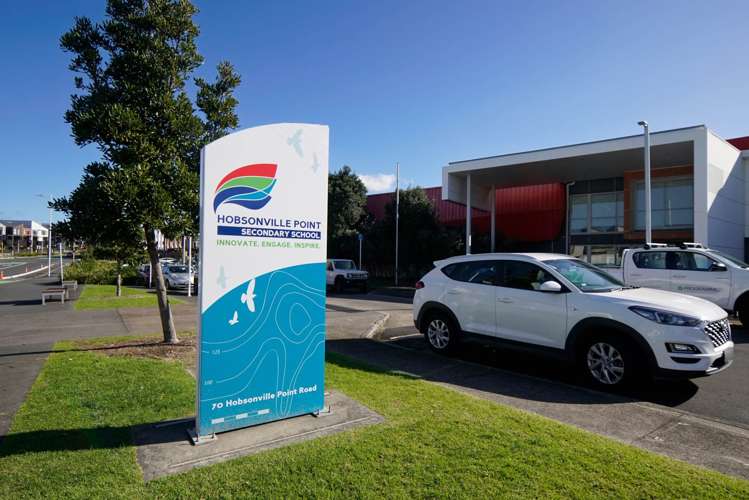 2 Whakatere Lane Hobsonville_22
