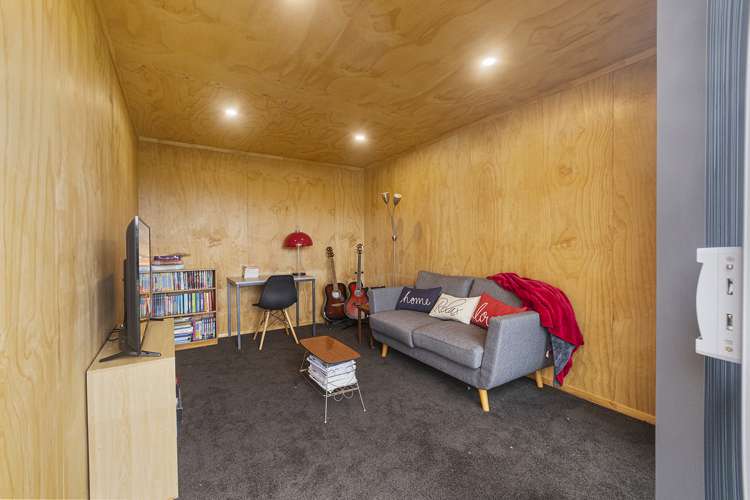 10 Sewell Place Leamington_18