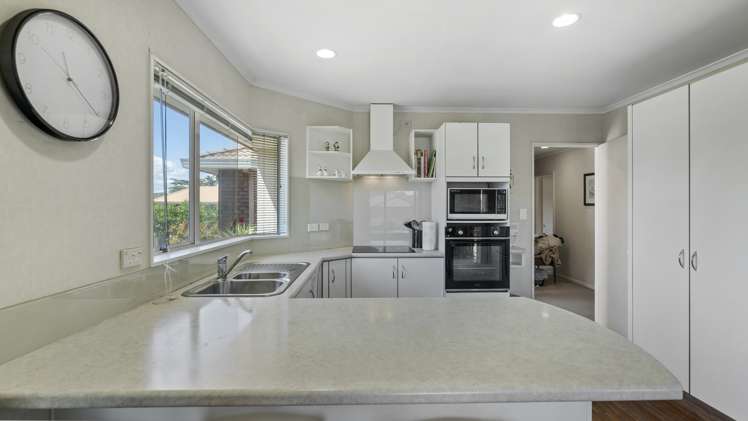 2 Grevillea Place Mount Maunganui_9