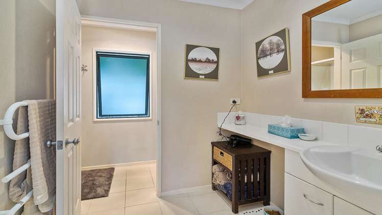 59 Oxford Road Lake Rotoma_12