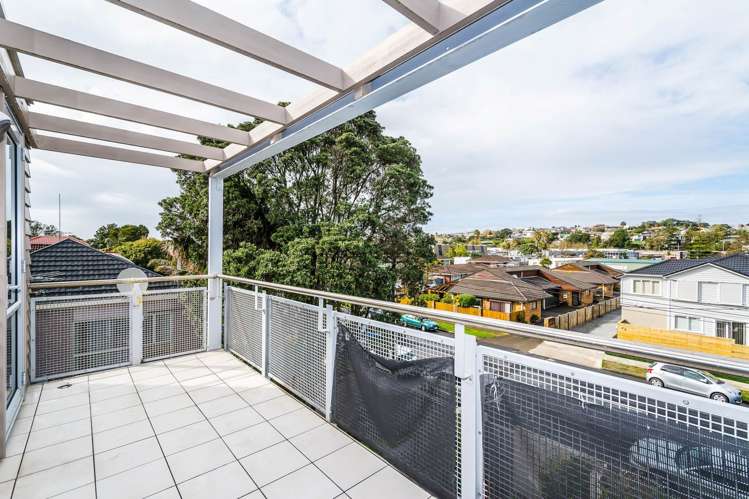 F5/27 Inverness Road Browns Bay_6