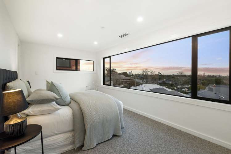 16B Egremont Street Belmont_13