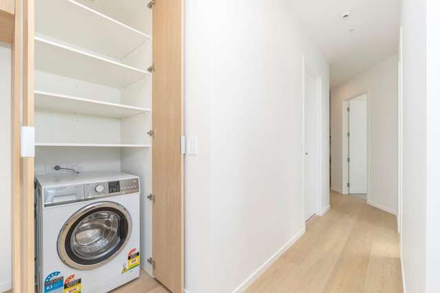 803/2B Te Ara Taurapa Point Chevalier_4