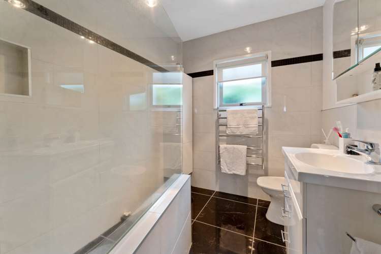 3/344A Beach Road Mairangi Bay_17