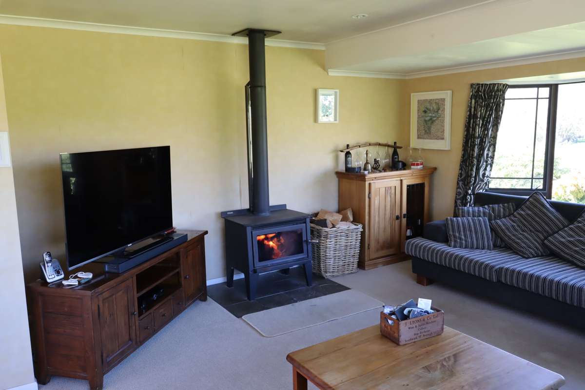 1457 East Road_3