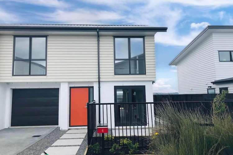 4 McArthur Close_0