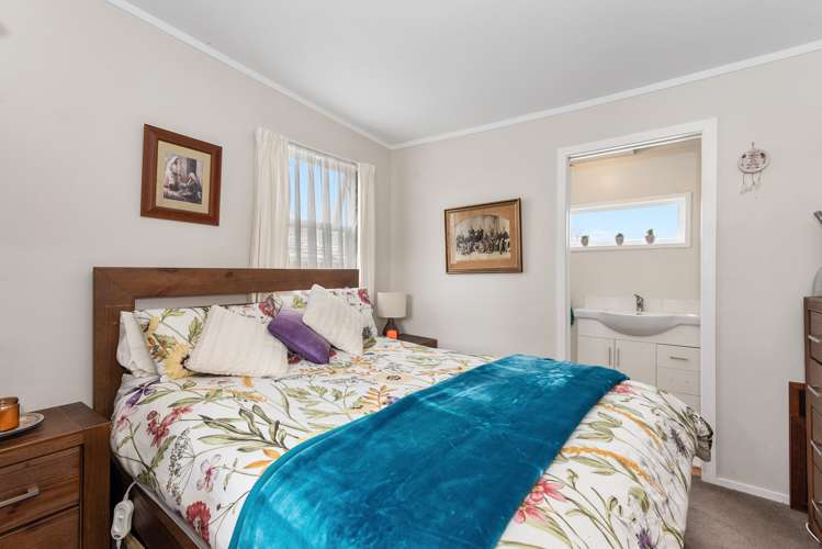 9 Rothwell Street Dinsdale_11